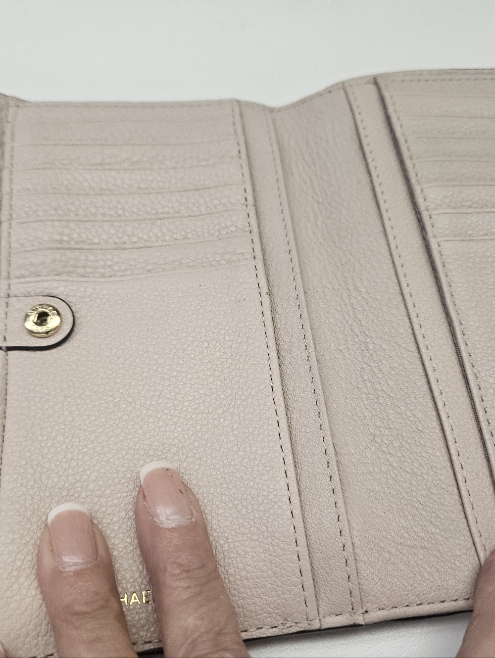 Michael Kors Wallet - Picture 3 of 3
